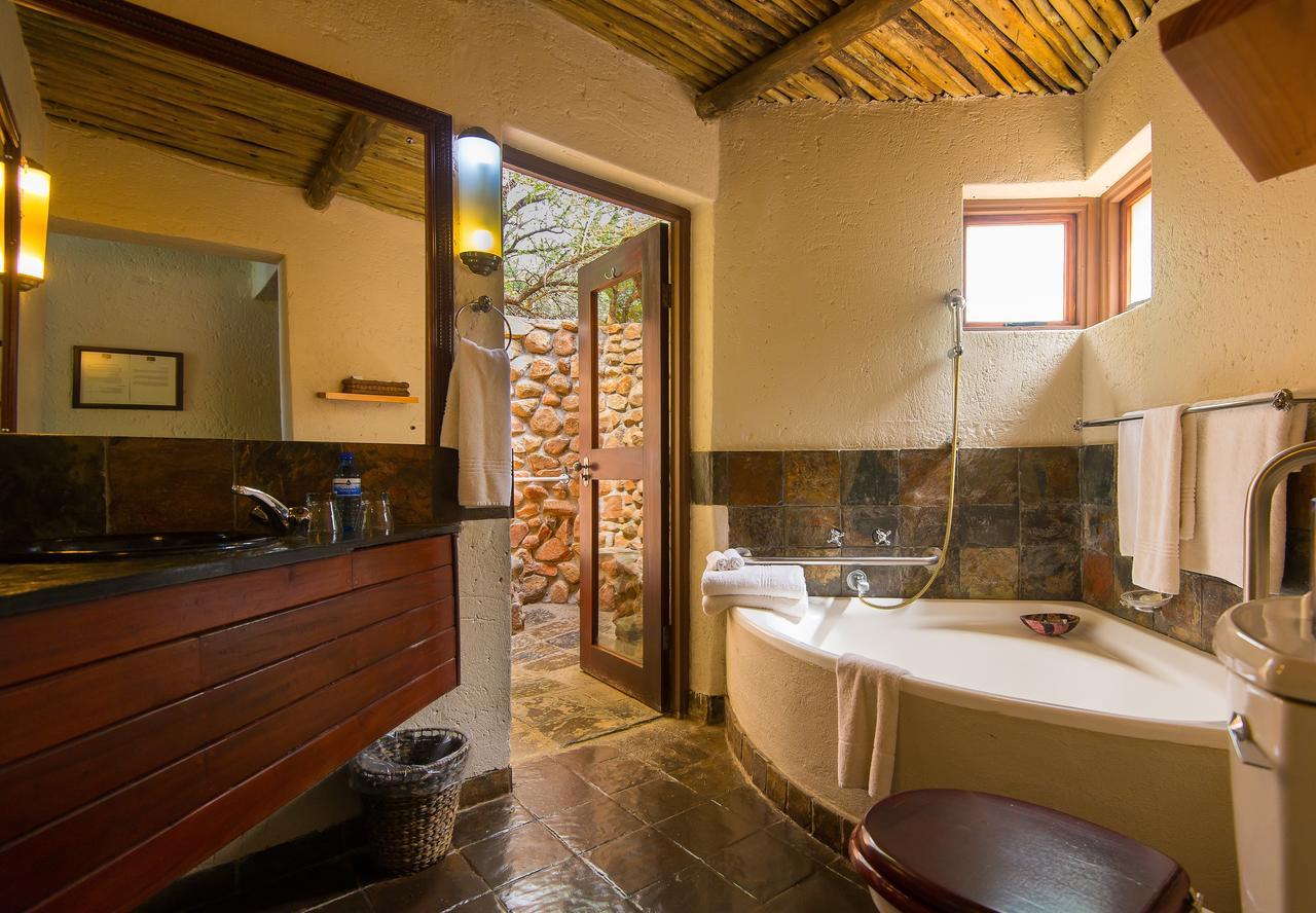 Tau Game Lodge Madikwe Game Reserve Exterior foto