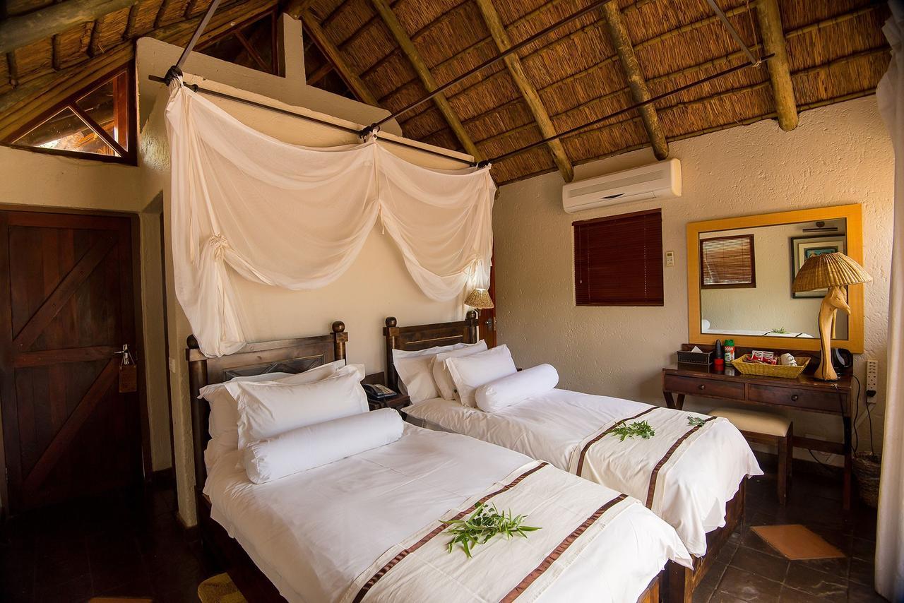 Tau Game Lodge Madikwe Game Reserve Exterior foto