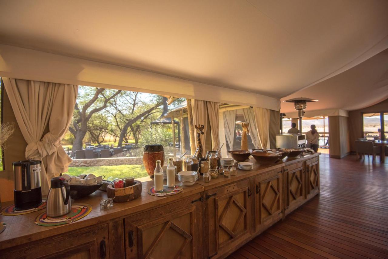 Tau Game Lodge Madikwe Game Reserve Exterior foto